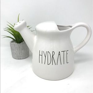 Rae Dunn HYDRATE Canister.